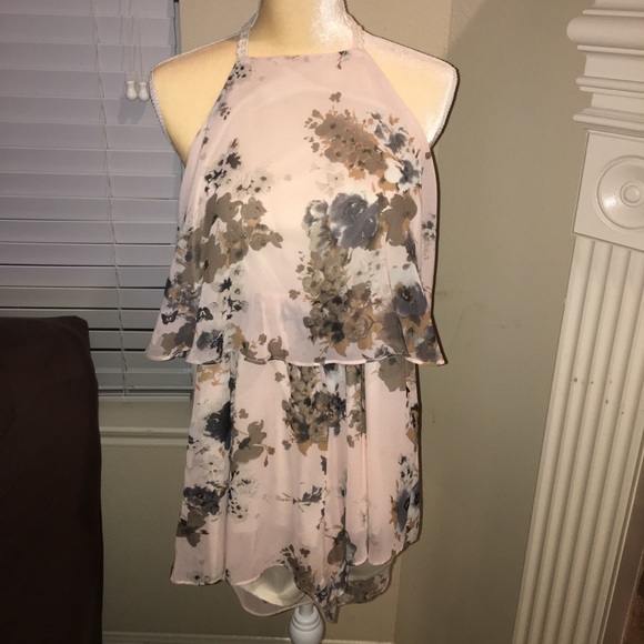 Dainty Hooligan Floral Romper - Picture 2 of 3